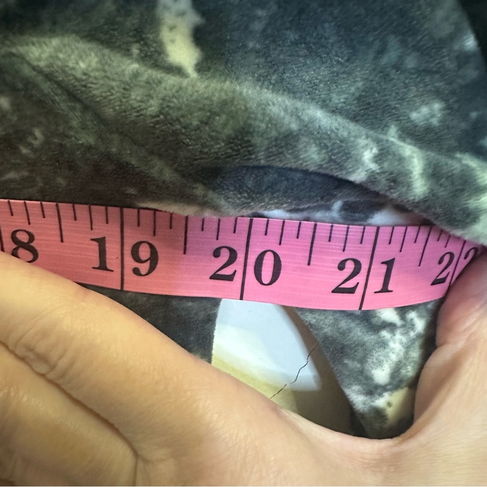Sold PLAYBOY Camo Blinged Velour Hoodie - Picture 4 of 12